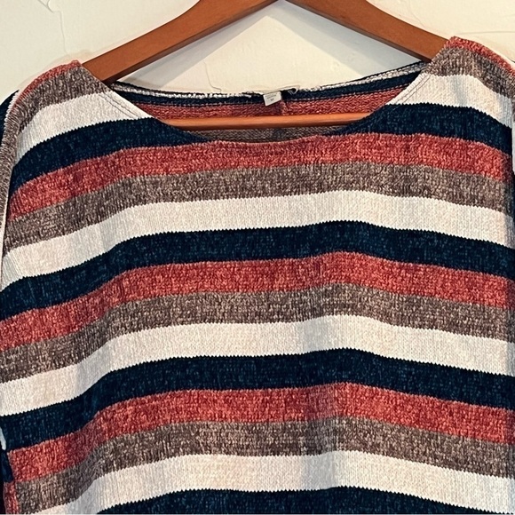 Women's Chenault Striped Sweater - Picture 3 of 8